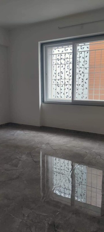 Room in 3 BHK Apartment at Shubh Gateway, Viman Nagar – for Rent