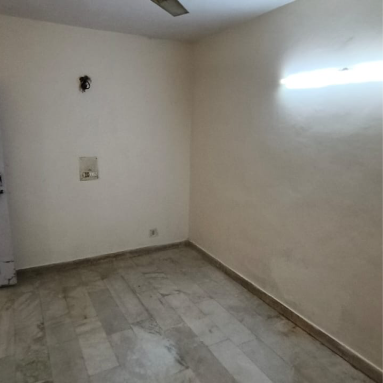 Room, saket 2 Bedroom 800 Sq.Ft. Builder Floor In Saket Delhi 9418887