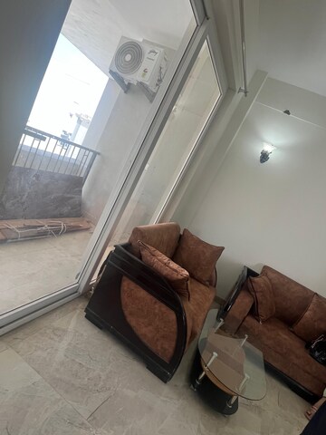 Furnished Amenities in 3 BHK Apartment at Shiva Enclave Zirakpur, Patiala Road – for Rent