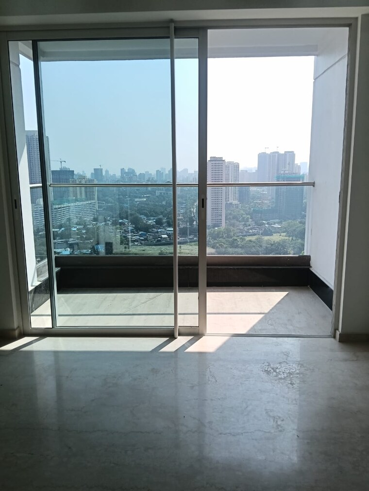 Room, courtyard-by-narang-realty-and-the-wadhwa-group 2 Bedroom 830 Sq.Ft. Apartment In Pokhran Road No Two Thane 9418911