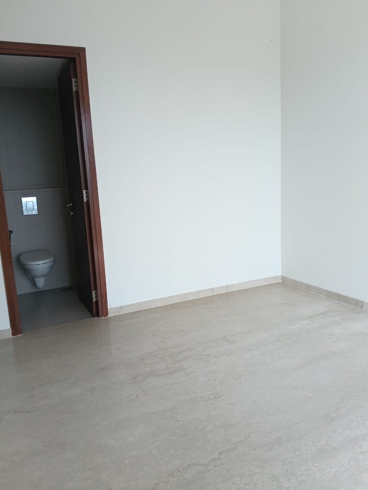 Room, courtyard-by-narang-realty-and-the-wadhwa-group 2 Bedroom 830 Sq.Ft. Apartment In Pokhran Road No Two Thane 9418911