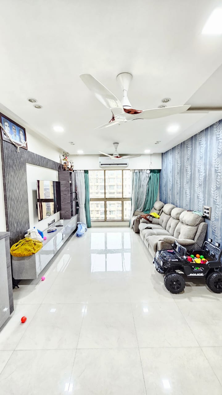 2.5 BHK Apartment For Sale in Sheth Vasant Blossom