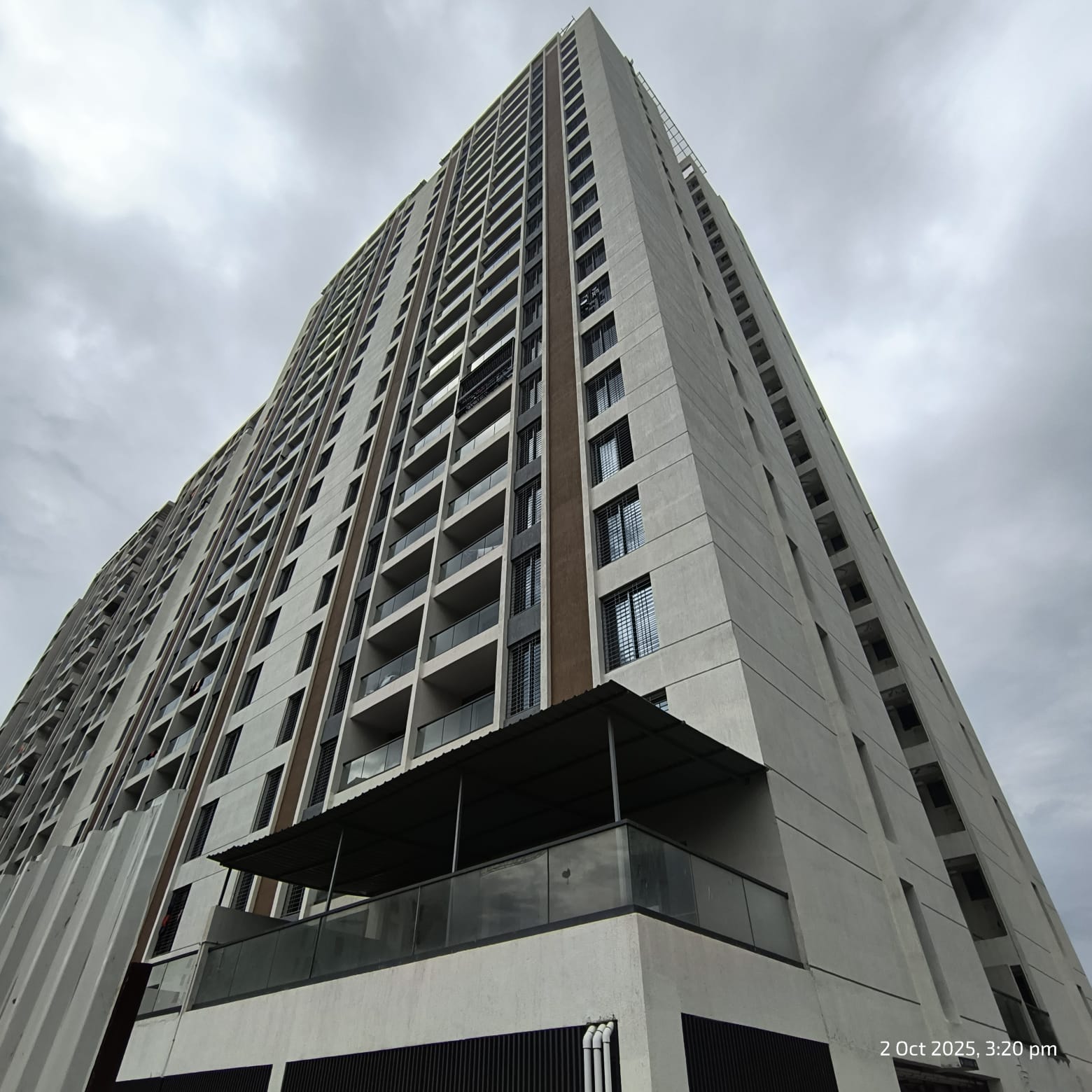 2 BHK 800 Sq.Ft. Apartment in Majestique Towers