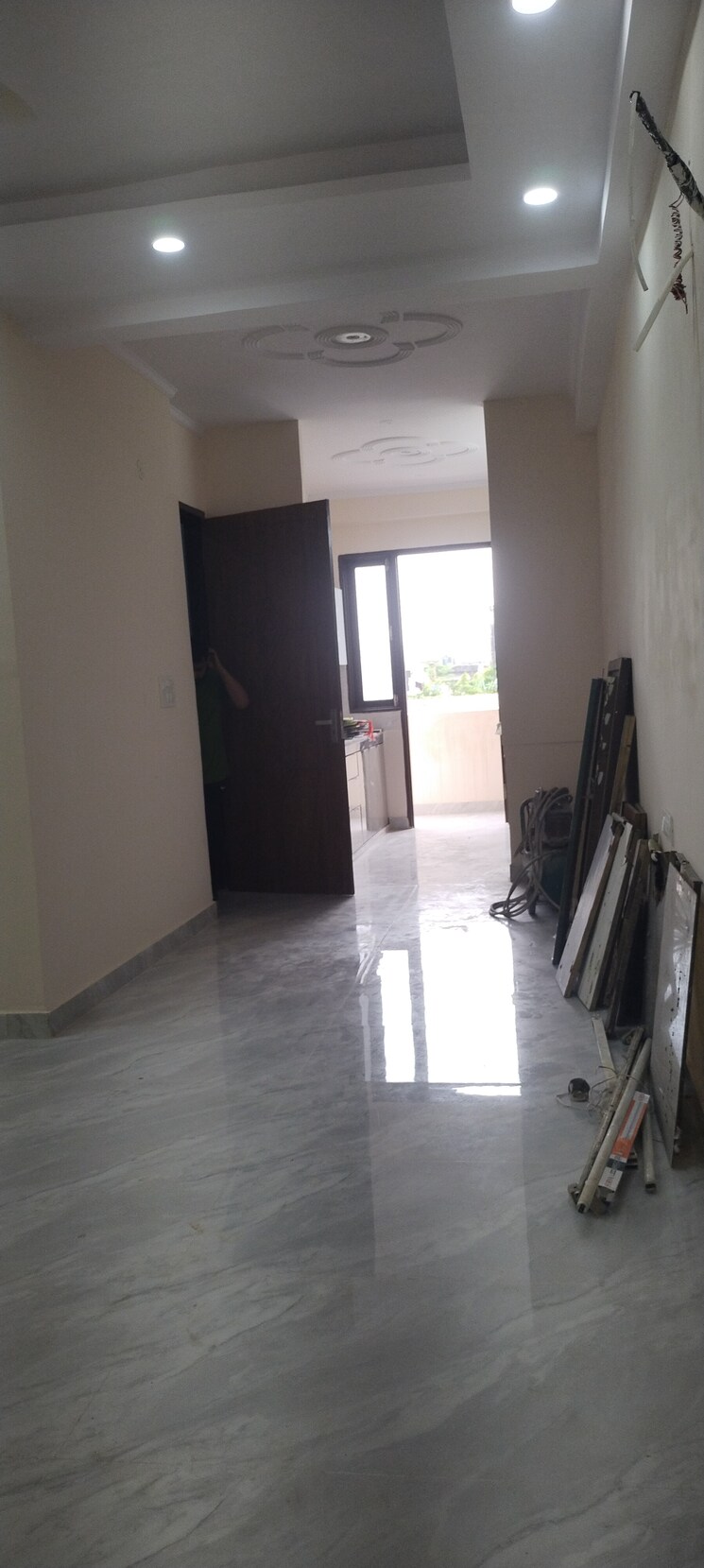 Room, mayur vihar phase 1 3 Bedroom 950 Sq.Ft. Builder Floor In Mayur Vihar Phase 1 Delhi 9418938