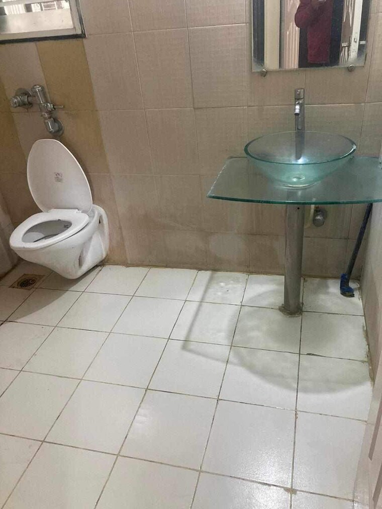 Bathroom, giridhar-oasis 2 Bedroom 840 Sq.Ft. Apartment In Kharadi Pune 9418948