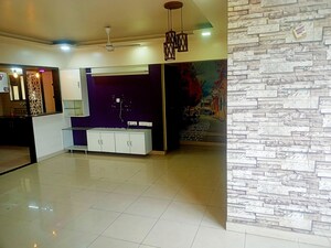 Room in 3 BHK Apartment at B.U.Bhandari Everglade, Kharadi – for Rent