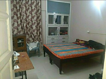 Room in  Pg at Sector 39 – for Rent