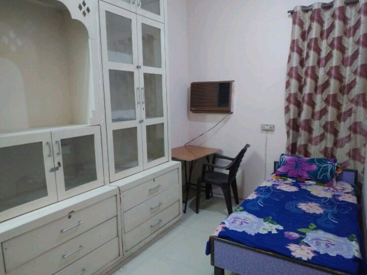 Bedroom, sector 39 Pg For Girls In Sector 39 9418973