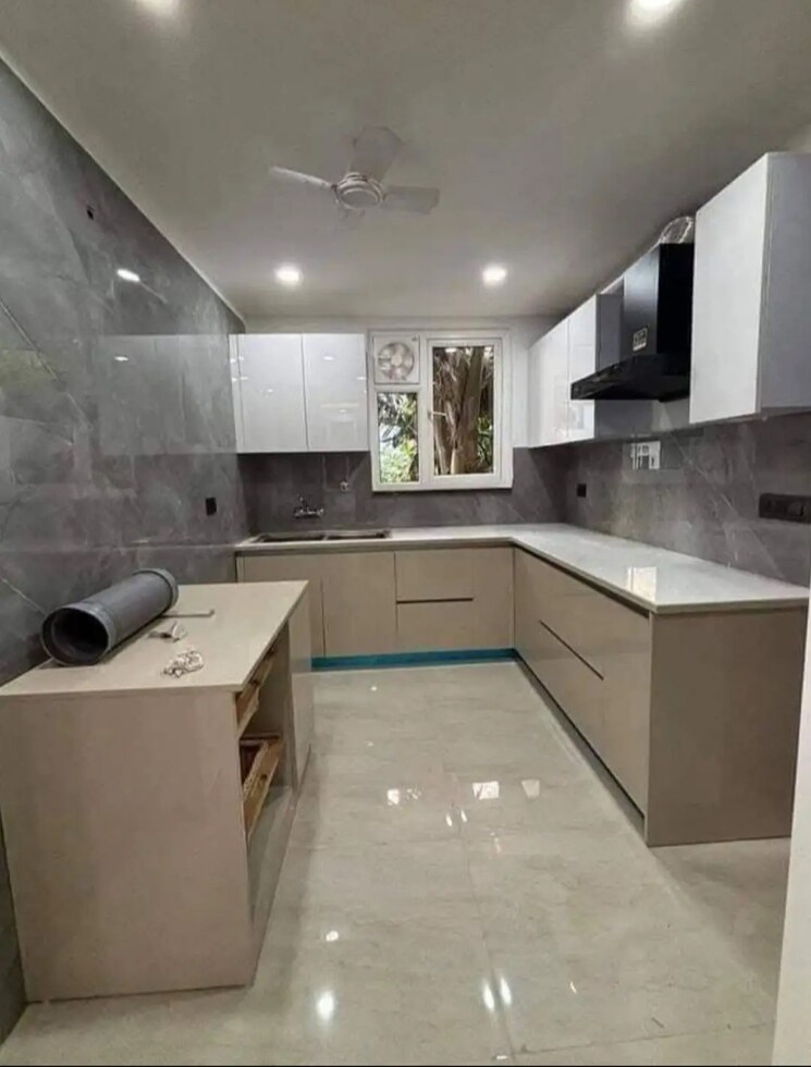 Kitchen, chattarpur 3 Bedroom 1200 Sq.Ft. Builder Floor In Chattarpur Delhi 9418976