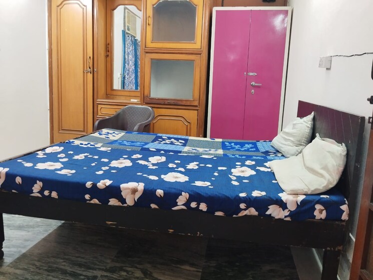 Bedroom, sector 30 Pg For Girls In Sector 30 9418989