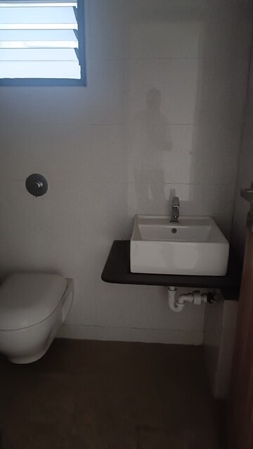 Bathroom in 2.5 BHK Apartment at Kohinoor Viva City, Dhanori – for Rent