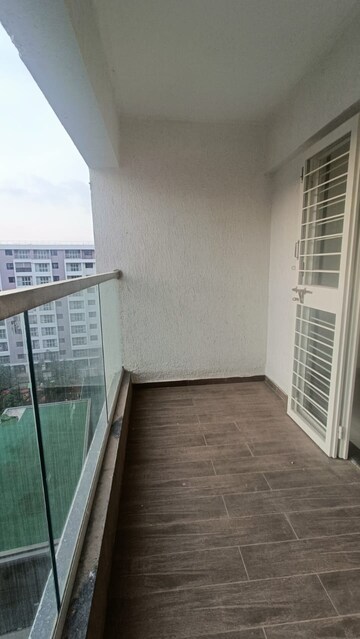 Balcony in 2.5 BHK Apartment at Kohinoor Viva City, Dhanori – for Rent