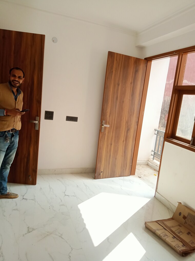 Room, neb sarai 1 Bedroom 450 Sq.Ft. Builder Floor In Neb Sarai Delhi 9419012