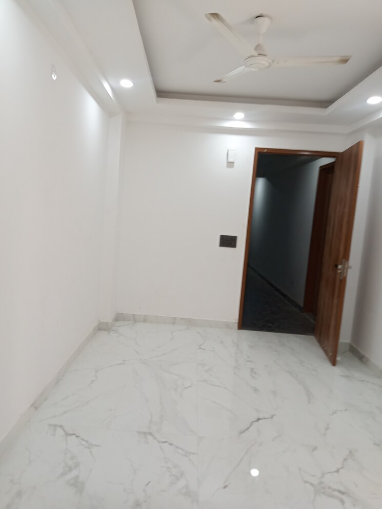 Room, neb sarai 1 Bedroom 400 Sq.Ft. Builder Floor In Neb Sarai Delhi 9419014