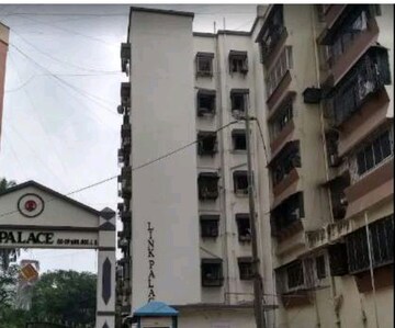 1 BHK Apartment For Rent in Link Palace, Malad West