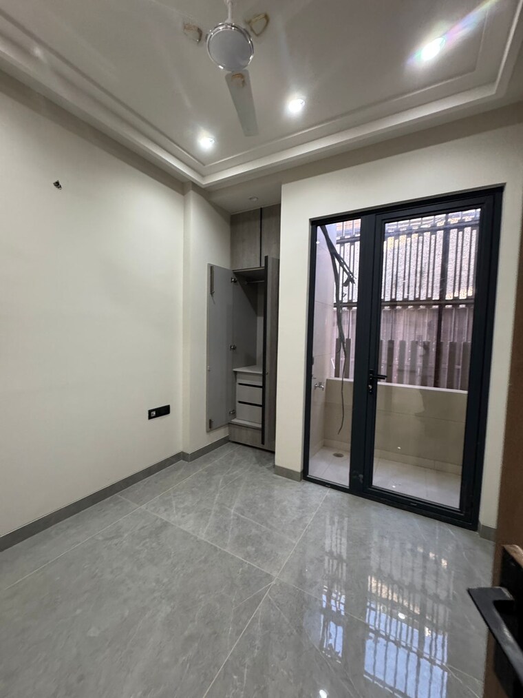 Room, anuradha-apartments-cghs 3 Bedroom 1300 Sq.Ft. Apartment In Paschim Vihar Delhi 9419041