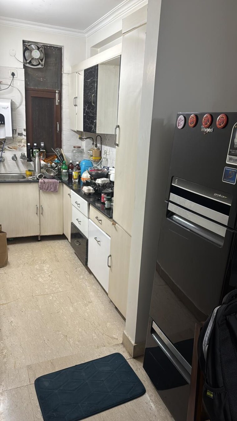 Kitchen, madhur-apartment 2 Bedroom 1000 Sq.Ft. Apartment In Paschim Vihar Delhi 9419042