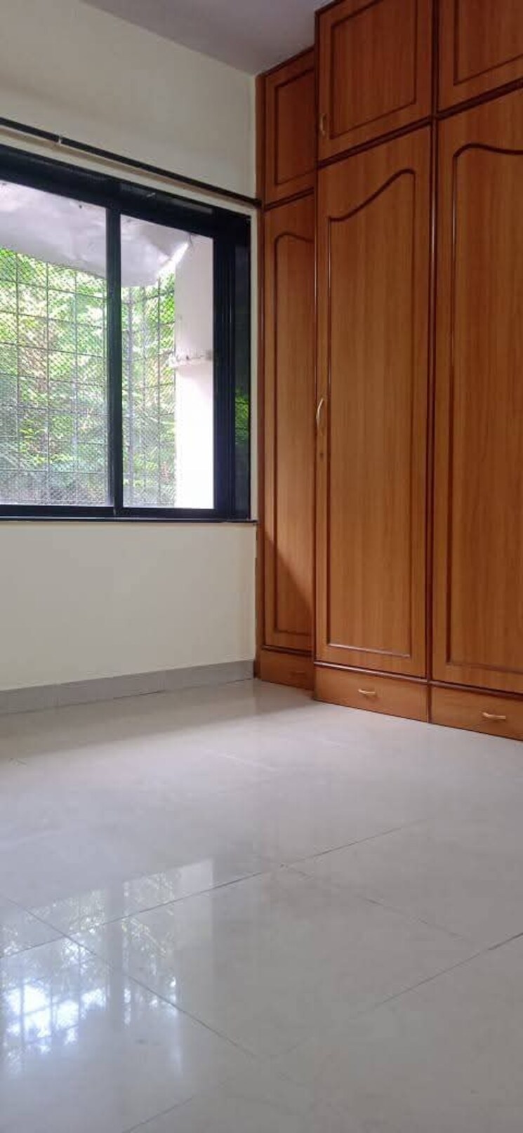 Room, sangam-chs 3 Bedroom 1600 Sq.Ft. Apartment In Goregaon East Mumbai 9419084