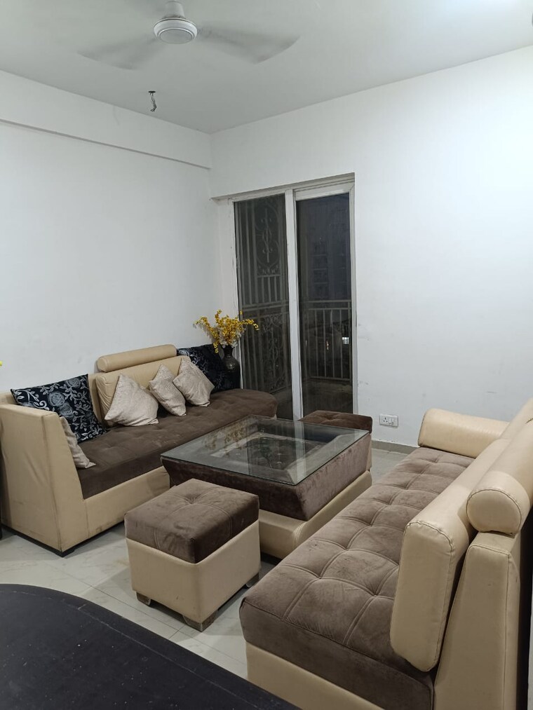 Living Room, mahagun-mezzaria 3 Bedroom 2500 Sq.Ft. Apartment In Sector 78 Noida 9419132
