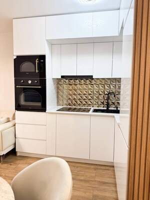 Furnished Amenities in 3.5 BHK Villa at Vasant Kunj – for Sale