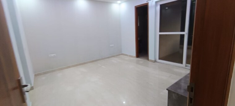 Room, south city 1 4 Bedroom 360 Sq.Yd. Builder Floor In South City 1 Gurgaon 9418656