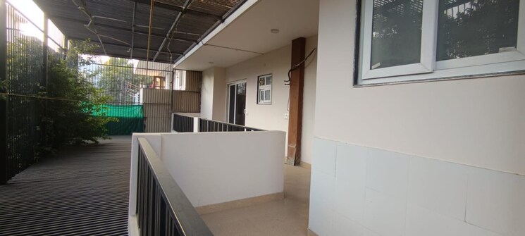 Balcony, south city 1 4 Bedroom 360 Sq.Yd. Builder Floor In South City 1 Gurgaon 9418656