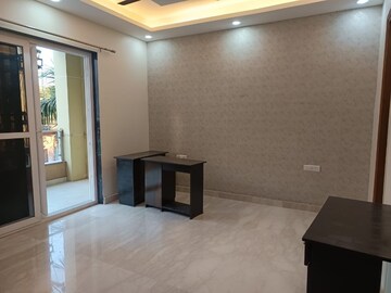 4 BHK Builder Floor For Rent in South City 1