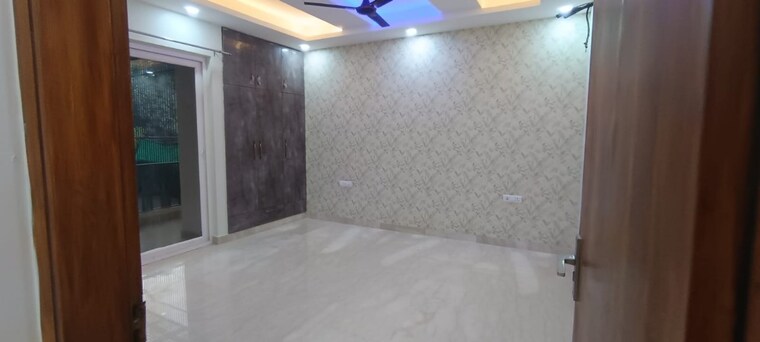 Room, south city 1 4 Bedroom 360 Sq.Yd. Builder Floor In South City 1 Gurgaon 9418656