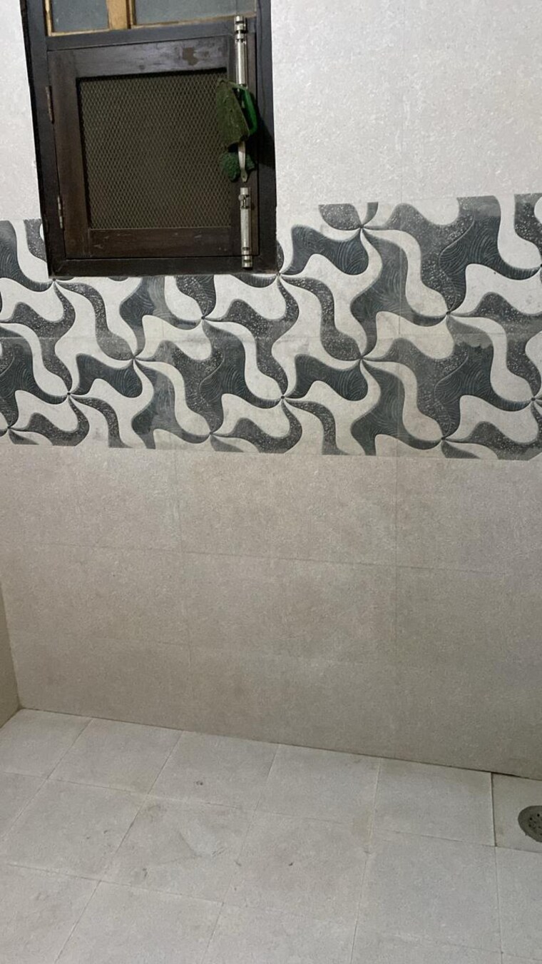  Parking, sector 38 3 Bedroom 2650 Sq.Ft. Builder Floor In Sector 38 Gurgaon 9419148