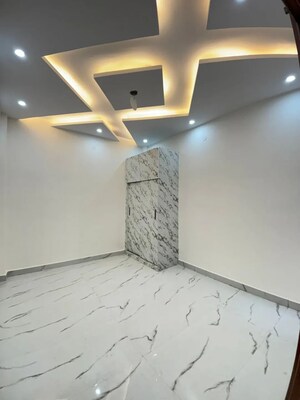 Furnished Amenities in 4 BHK Independent House at SA HOMES I, Uttam Nagar – for Sale