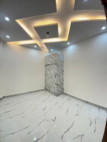 Furnished Amenities in 4 BHK Independent House at SA HOMES I, Uttam Nagar – for Sale