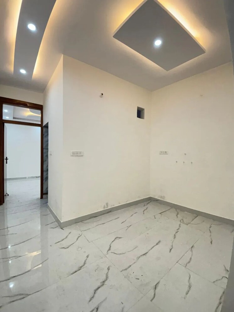 Room, sa-homes-i 4 Bedroom 455 Sq.Ft. Independent House In Uttam Nagar Delhi 9419154