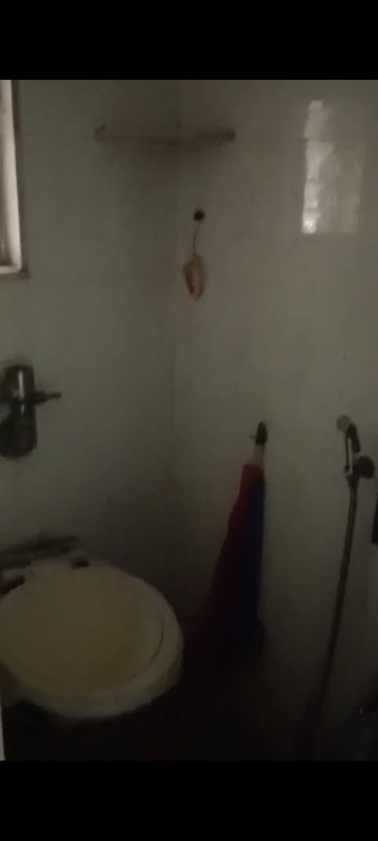 Attached Bathroom, kanika-chs 2 Bedroom 850 Sq.Ft. Apartment In Andheri East Mumbai 9419159