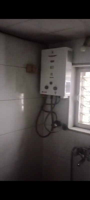  2 BHK Apartment at Kanika CHS, Andheri East – for Rent