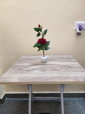 Bedroom in Studio Builder Floor at Sector 31 – for Rent