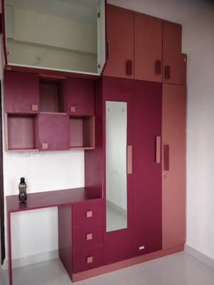 Room in 2 BHK Apartment at Meenakshi North Avenue, Thanisandra Main Road – for Rent