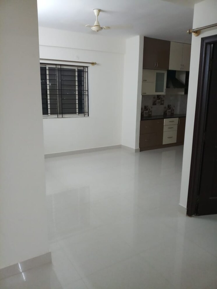 Room, meenakshi-north-avenue 2 Bedroom 1250 Sq.Ft. Apartment In Thanisandra Main Road Bangalore 9419181