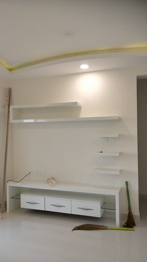 Room in 2 BHK Apartment at Meenakshi North Avenue, Thanisandra Main Road – for Rent