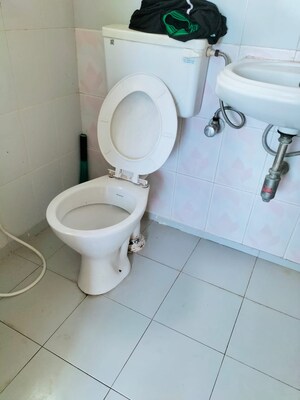 Bathroom in 2 BHK Apartment at Riddhi Garden, Malad East – for Rent