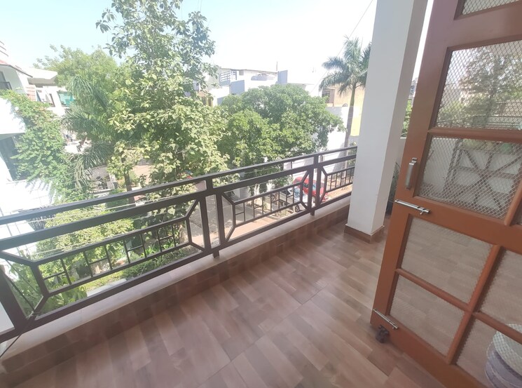 Balcony, sector 40 2 Bedroom 1365 Sq.Ft. Builder Floor In Sector 40 Gurgaon 9419280