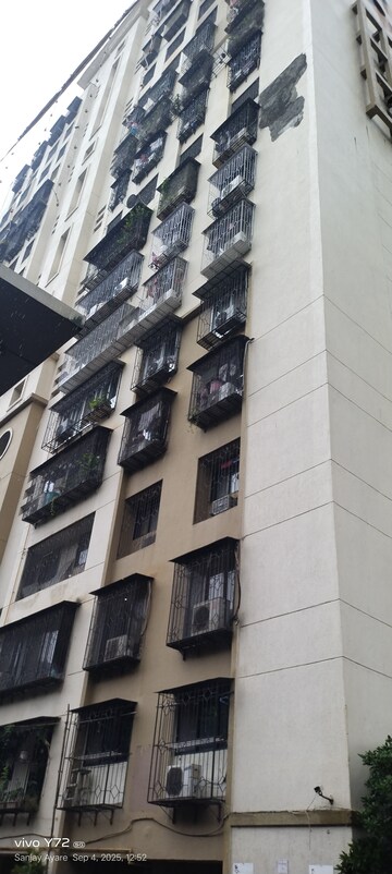 Kitchen in 2 BHK Apartment at Mantri Park, Goregaon East – for Sale