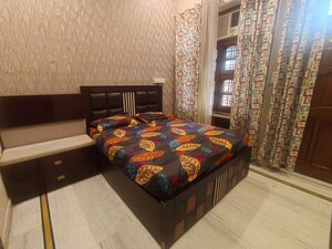Bedroom in 3 BHK Builder Floor at Sector 31 – for Rent
