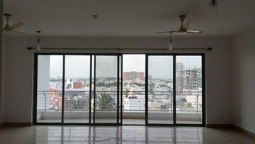 Room in 3 BHK Apartment at Puravankara Elita Promenade, Jp Nagar – for Rent