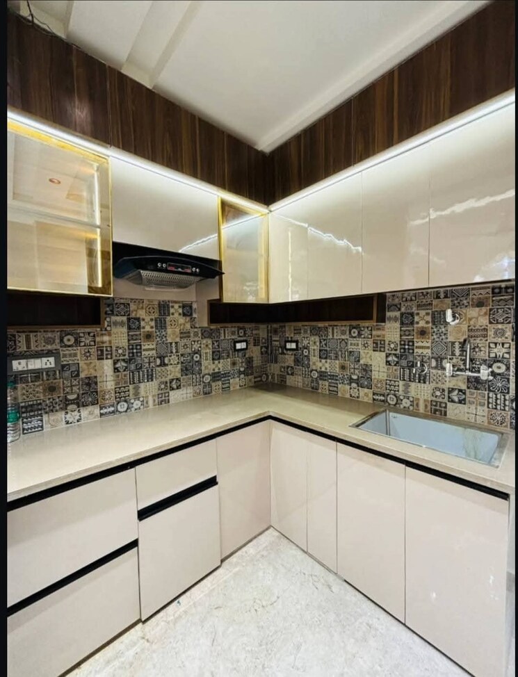 Kitchen, sa-homes-i 3.5 Bedroom 911 Sq.Ft. Builder Floor In Uttam Nagar Delhi 9419412
