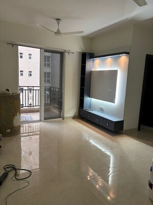 Room in 3 BHK Apartment at Signature Global Prime, Sector 63a – for Rent