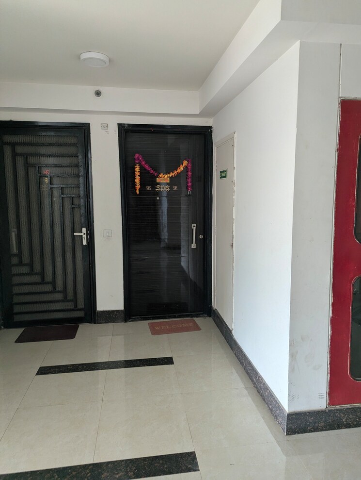 undefined, m3m-marina 2 Bedroom 1242 Sq.Ft. Apartment In Sector 68 Gurgaon 9419516