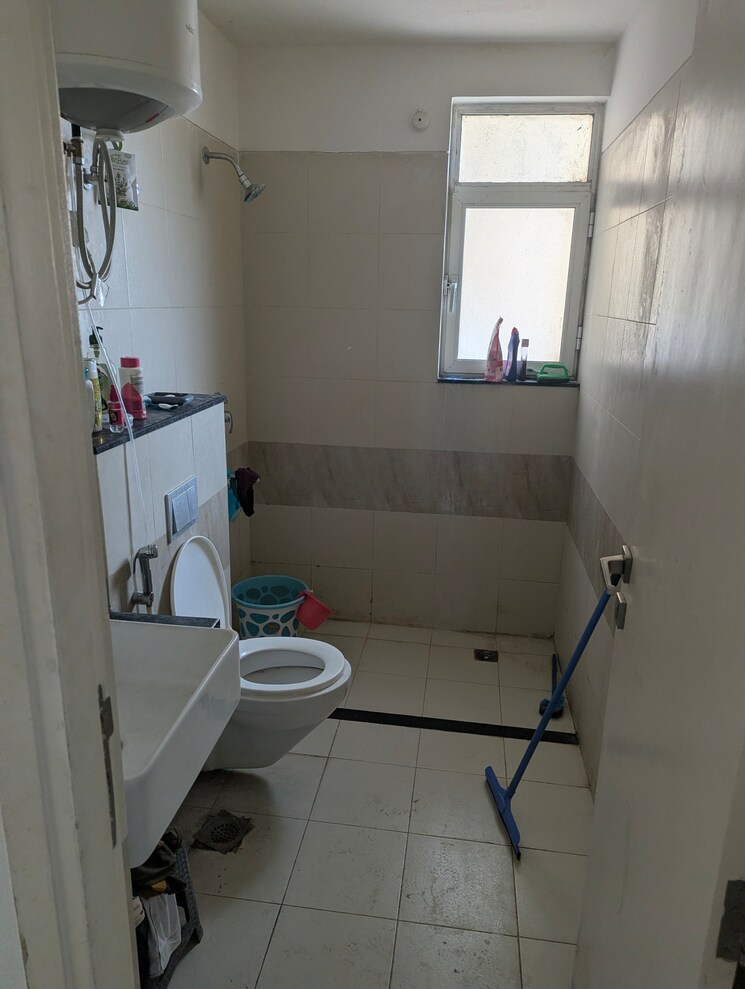 Bathroom, m3m-marina 2 Bedroom 1242 Sq.Ft. Apartment In Sector 68 Gurgaon 9419516