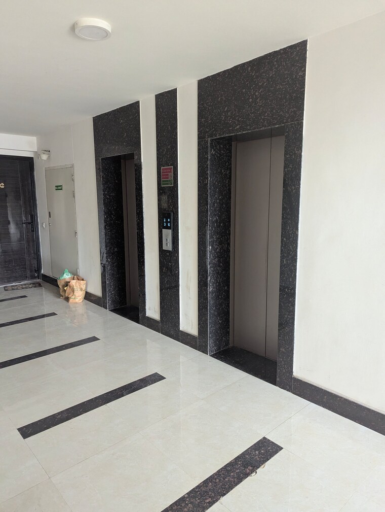 Other, m3m-marina 2 Bedroom 1242 Sq.Ft. Apartment In Sector 68 Gurgaon 9419516