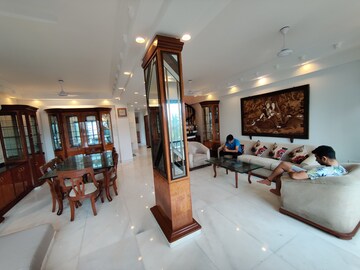 Living Room in 3 BHK Apartment at Felicia Apartment, Pali Hill – for Rent