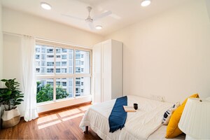 Bedroom in 1 BHK Apartment at Skylink Sky Heights, Andheri East – for Sale